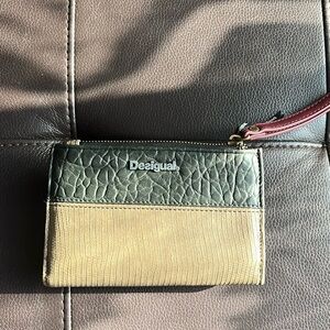 desigual wallet